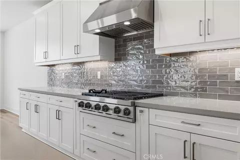 Kitchen - 28710 Orange Park Dr, Castaic, CA 91384 photo 1 of 1
