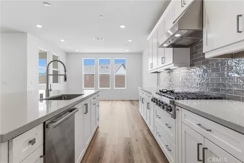 Entry Way - 28710 Orange Park Dr, Castaic, CA 91384 photo 1 of 1