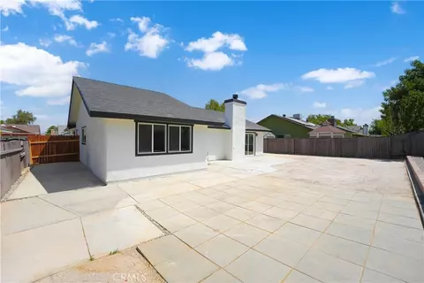 Exterior - 1608 Lobo Ct, Lancaster, CA 93535 photo 9 of 10