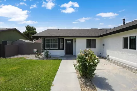 Exterior - 1608 Lobo Ct, Lancaster, CA 93535 photo 5 of 10