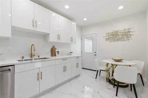 Kitchen - 10012 Plainview Ave, Tujunga, CA 91042 photo 1 of 2