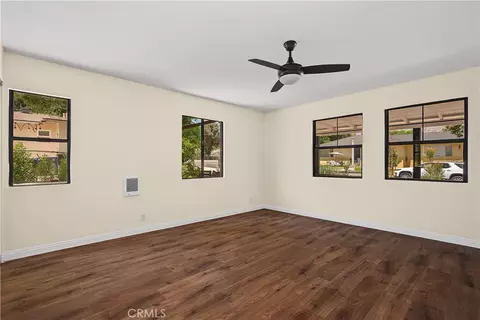 Living - 2538 Woodlyn Rd, Pasadena, CA 91107 photo 3 of 5