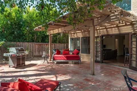 3806 Lost Spgs, Calabasas, CA 91301