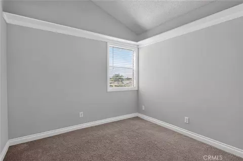 Bedroom - 6491 Twin Circle Ln #5, Simi Valley, CA 93063 photo 6 of 8