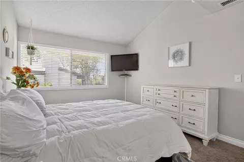 Bedroom - 6491 Twin Circle Ln #5, Simi Valley, CA 93063 photo 1 of 8
