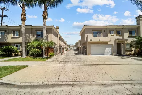7132 Farralone #205, Canoga Park, CA 91303