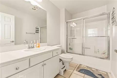 Bath - 6017 Oldenberg, Simi Valley, CA 93063 photo 2 of 4