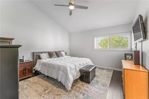Bedroom - 6017 Oldenberg, Simi Valley, CA 93063 photo 4 of 8