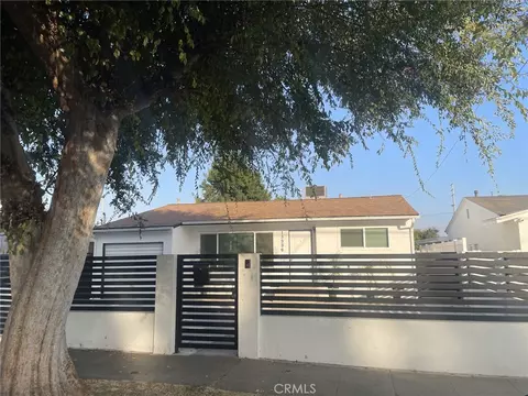 13986 Aztec St, Sylmar, CA 91342