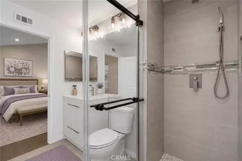 Bath - 2391 Timberlane, Simi Valley, CA 93063 photo 3 of 4