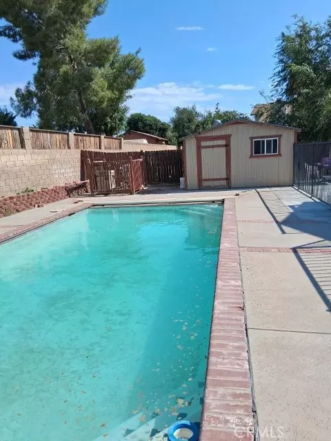 Exterior - 45036 Andale, Lancaster, CA 93535 photo 4 of 8