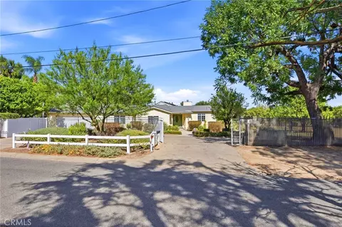 9920 Shoup Ave, Chatsworth, CA 91311