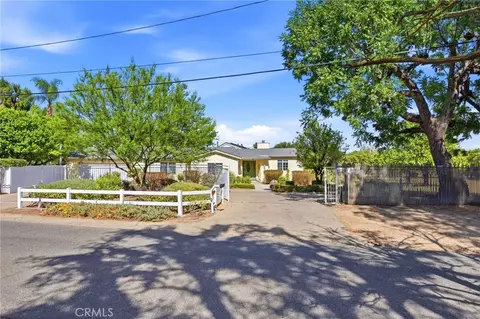 9920 Shoup Ave, Chatsworth, CA 91311
