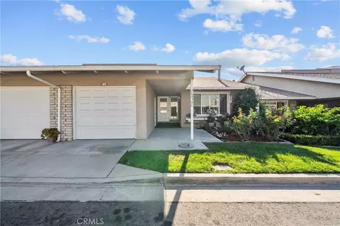 26830 Avenue Of The Oaks #C, Newhall, CA 91321