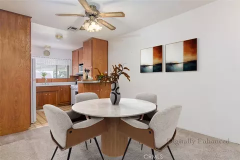 Dining - 1901 Peyton Ave #W, Burbank, CA 91504 photo 1 of 3