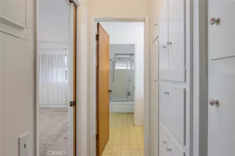 Entry Way - 1901 Peyton Ave #W, Burbank, CA 91504 photo 1 of 1