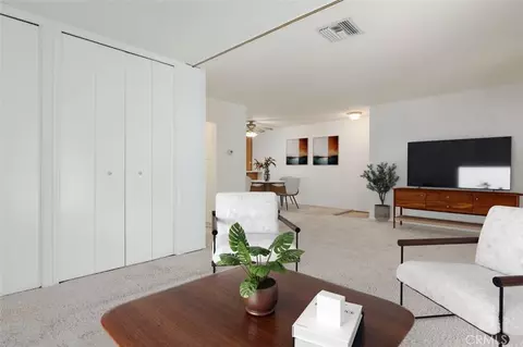 Living - 1901 Peyton Ave #W, Burbank, CA 91504 photo 2 of 4