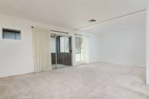 Living - 1901 Peyton Ave #W, Burbank, CA 91504 photo 4 of 4