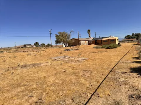 Exterior - 13861 E Avenue G6, Lancaster, CA 93535 photo 8 of 8