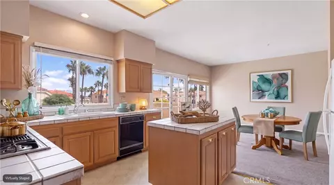 Kitchen - 4235 Harbour Is, Oxnard, CA 93035 photo 1 of 6