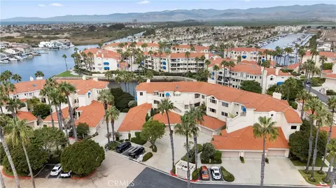 View/Area - 4235 Harbour Is, Oxnard, CA 93035 photo 2 of 9