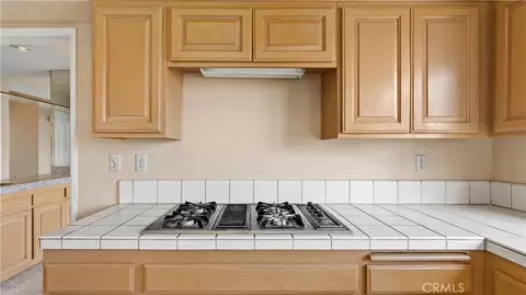 Kitchen - 4235 Harbour Is, Oxnard, CA 93035 photo 4 of 6