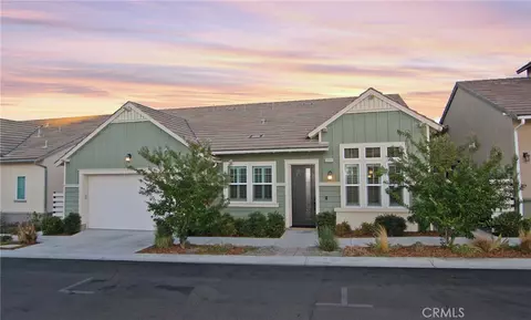 25110 Citron Ln, Canyon Country, CA 91387