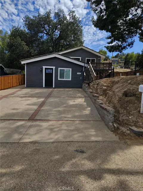 23956 Los Rosas, West Hills, CA 91304
