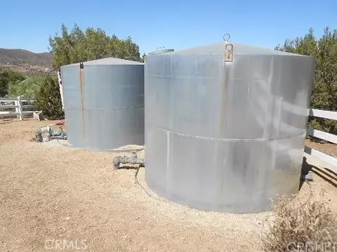 Exterior - 5319 Easy St, Acton, CA 93510 photo 8 of 9