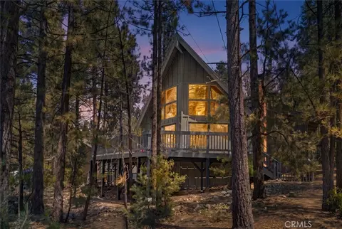 1604 Woodland Dr, Pine Mountain Club, CA 93222