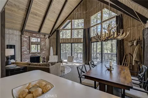 1604 Woodland Dr, Pine Mountain Club, CA 93222
