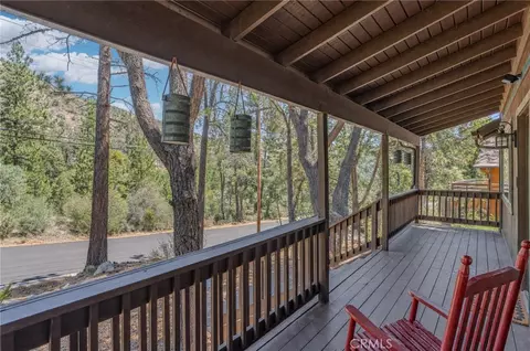 15324 Mil Potrero Hwy, Pine Mountain Club, CA 93222