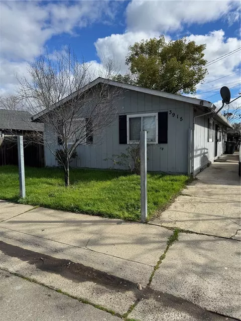 3915 38th St, Sacramento, CA 95820