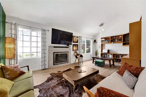 Living - 8012 Comanche, Winnetka, CA 91306 photo 4 of 4