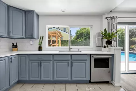 Kitchen - 8012 Comanche, Winnetka, CA 91306 photo 3 of 4
