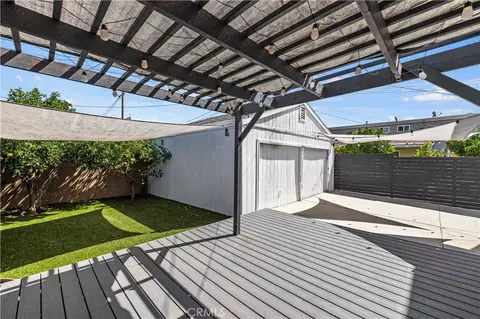Exterior - 1111 Elk, Glendale, CA 91205 photo 6 of 10