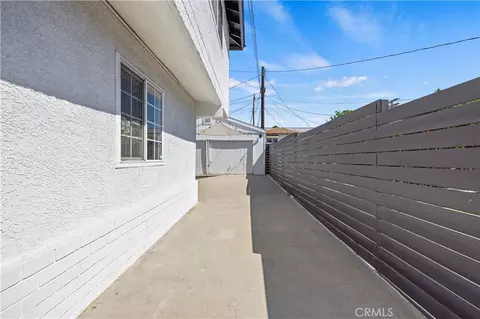 Exterior - 1111 Elk, Glendale, CA 91205 photo 2 of 10