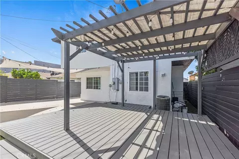 Exterior - 1111 Elk, Glendale, CA 91205 photo 8 of 10