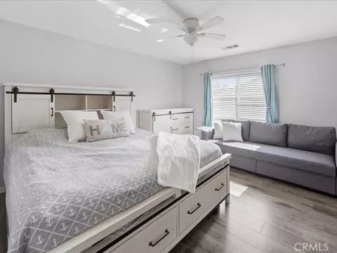 Bedroom - 28355 Mirabelle Ln, Saugus, CA 91350 photo 1 of 5