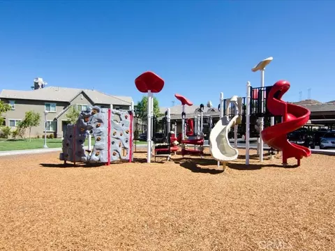 Other - 28355 Mirabelle Ln, Saugus, CA 91350 photo 4 of 5
