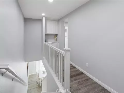 Entry Way - 28355 Mirabelle Ln, Saugus, CA 91350 photo 2 of 4