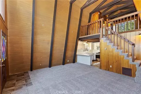 Living - 1625 Virginia, Wrightwood, CA 92397 photo 2 of 4
