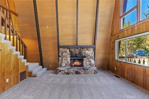 Living - 1625 Virginia, Wrightwood, CA 92397 photo 3 of 4