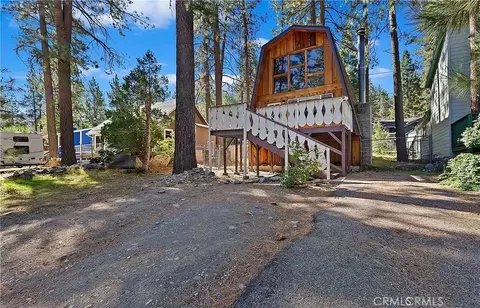 Exterior - 1625 Virginia, Wrightwood, CA 92397 photo 3 of 3