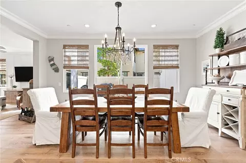 Dining - 3159 London, Oxnard, CA 93036 photo 2 of 4