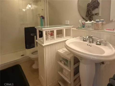 Bath - 1860 Claudia Ave, Simi Valley, CA 93065 photo 3 of 4
