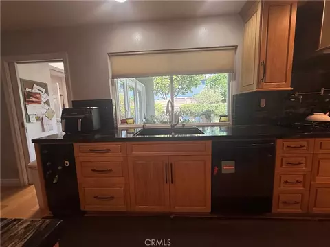 Kitchen - 1860 Claudia Ave, Simi Valley, CA 93065 photo 1 of 11