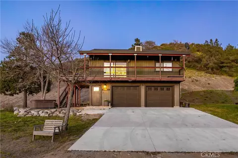 Exterior - 29801 Skyline St, Tehachapi, CA 93561 photo 4 of 12