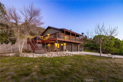 Exterior - 29801 Skyline St, Tehachapi, CA 93561 photo 2 of 12
