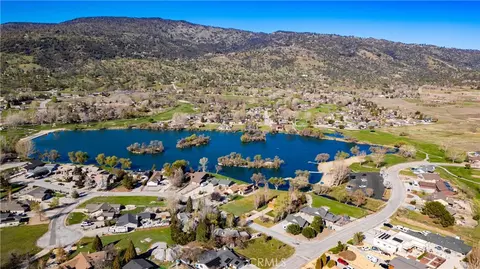 View/Area - 29801 Skyline St, Tehachapi, CA 93561 photo 5 of 8